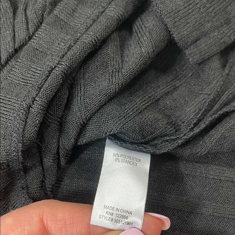 💥 Status by Chenault Rib-Knit Puff Sleeve Boxy Top - Picture 7 of 9